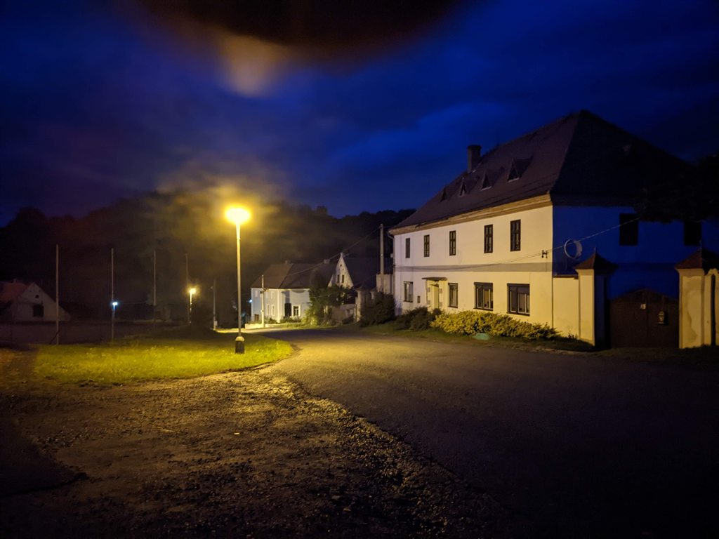 Noční fotografie Siřemi